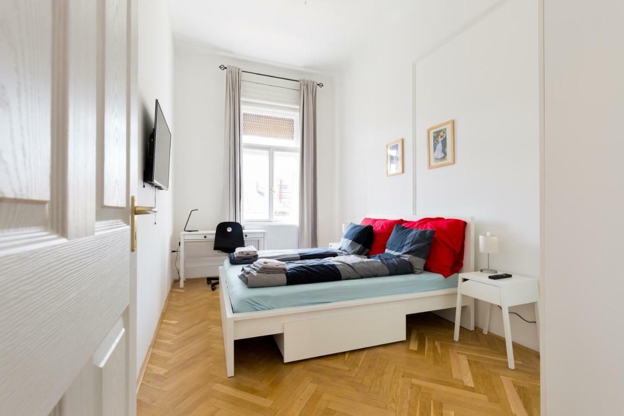 Best Vacation Apartment In บูดาเปสต์ ภายนอก รูปภาพ