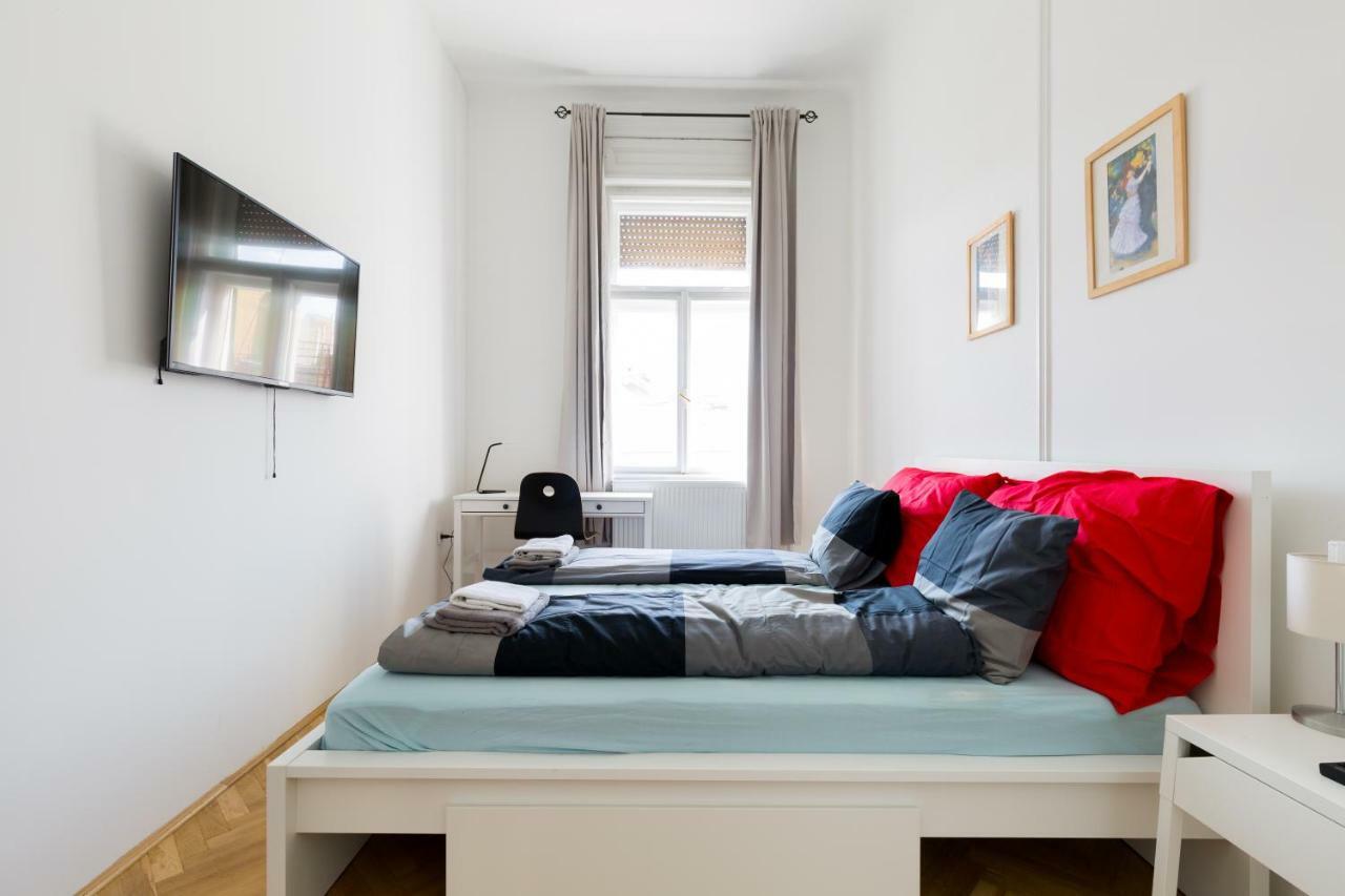 Best Vacation Apartment In บูดาเปสต์ ภายนอก รูปภาพ